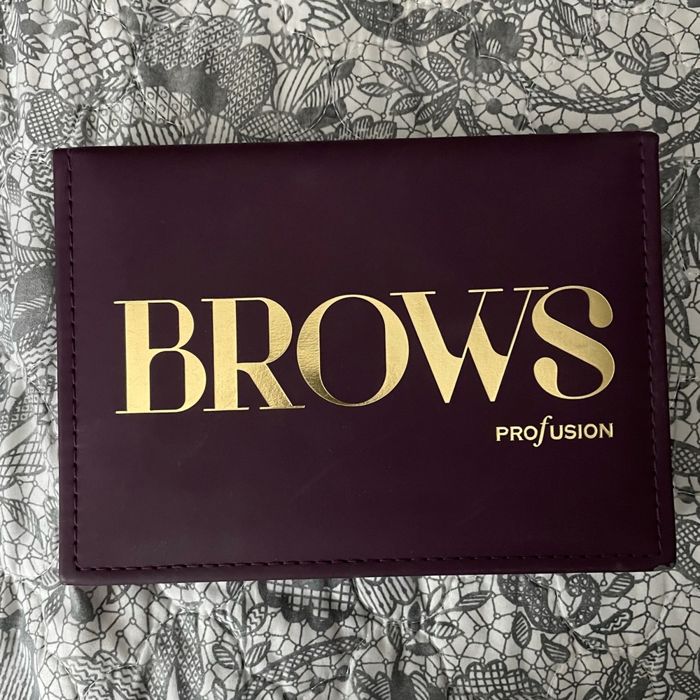 PROFUSION NEW Eyebrow Kit
